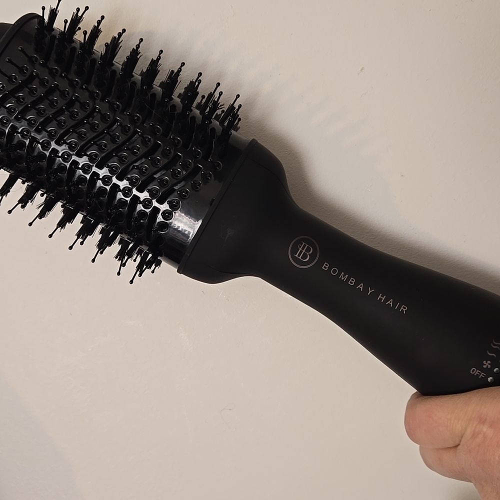 Bombay Hair Black Hair Dryer Brush New Open Box.